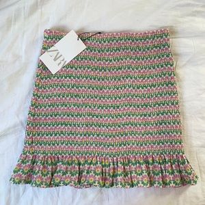 NWT | ZARA FLORAL MINI SKIRT